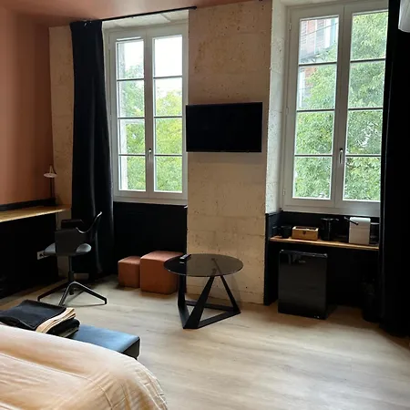 Kloozia Centre Standing Kwatera prywatna Angoulême