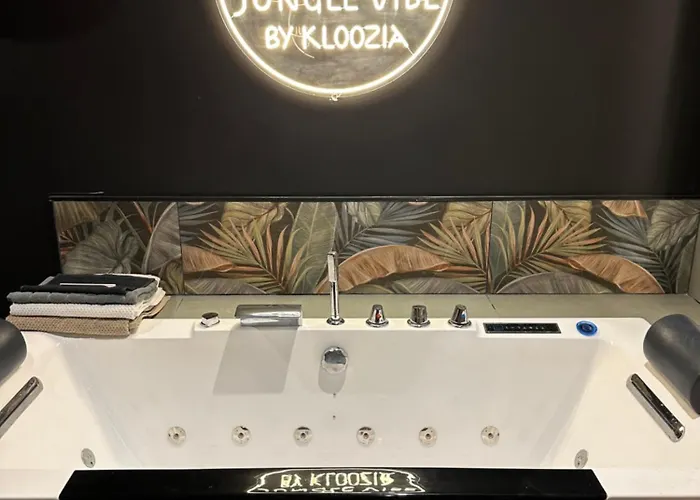 Kloozia Centre Standing 昂古莱姆