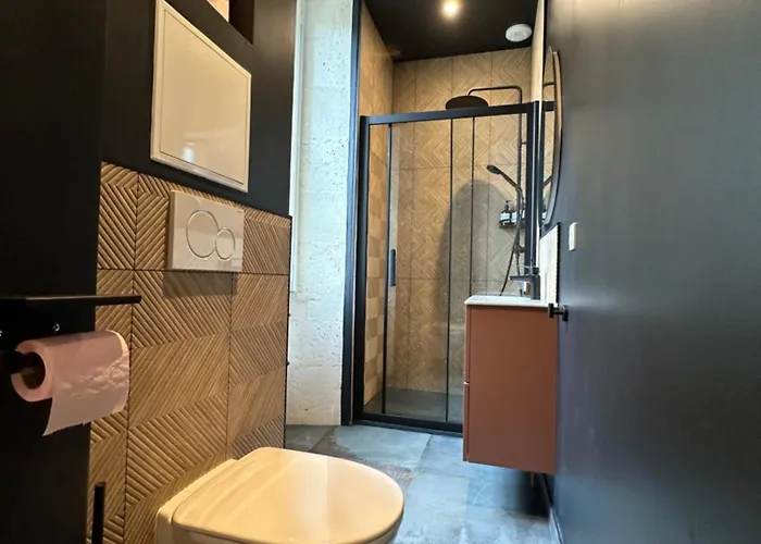 Kloozia Centre Standing 昂古莱姆