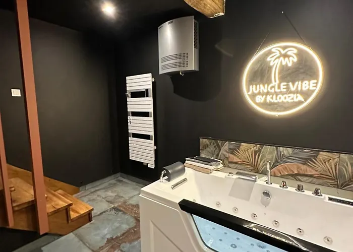 民宿 Kloozia Centre Standing