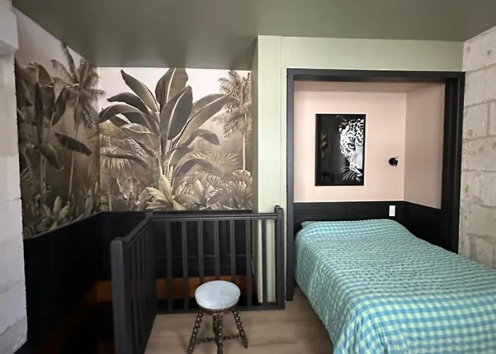 Kloozia Centre Standing 昂古莱姆