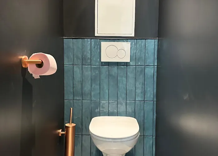 Kloozia Centre Standing