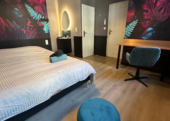 Kloozia Centre Standing 民宿